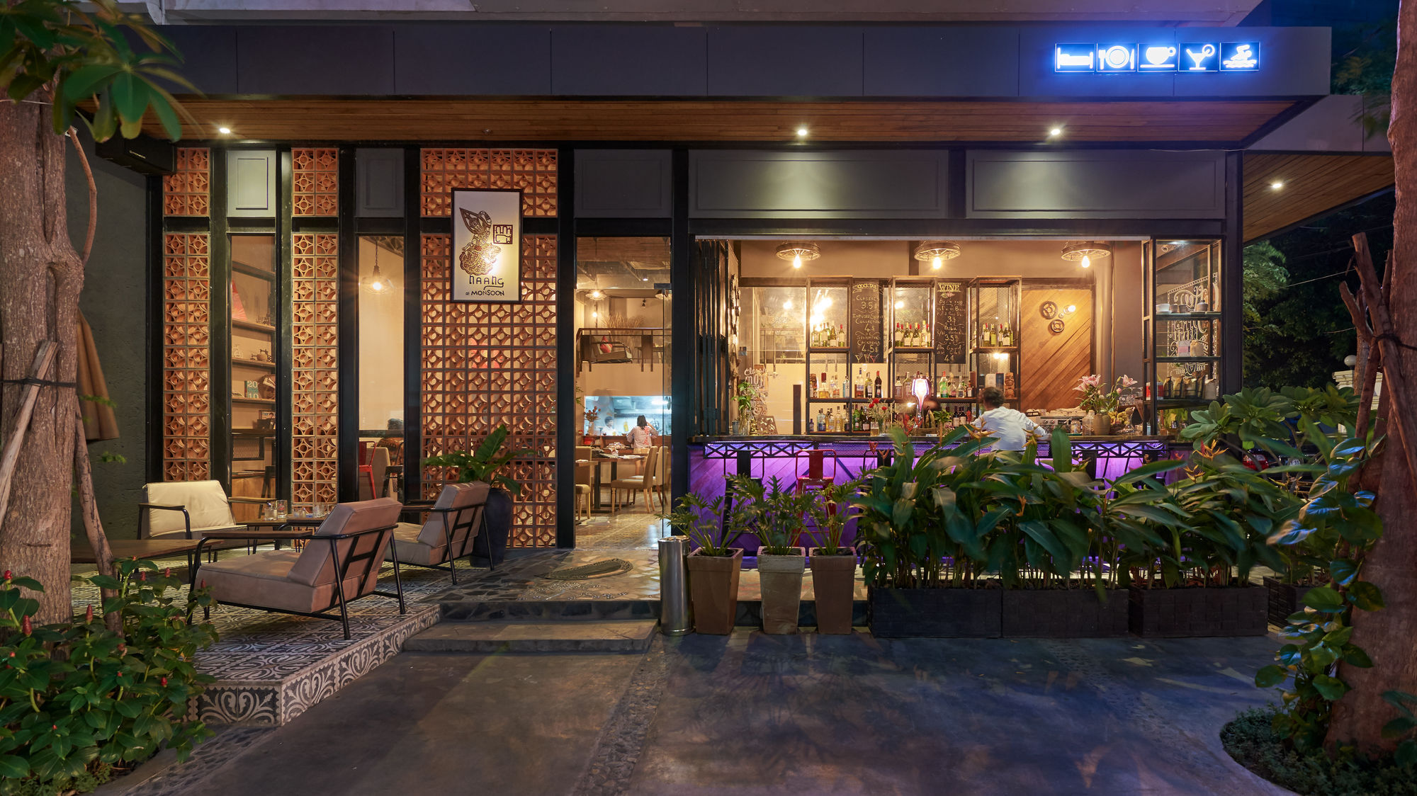 Monsoon Bassac Hotel Phnom Penh Exterior foto
